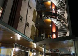 Central Hotel 3