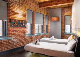 easyHotel Manchester 5