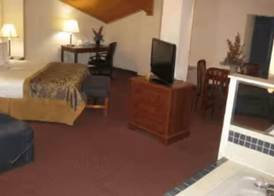 LakeWood Inn & Suites 5