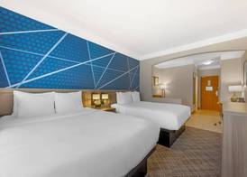 Comfort Suites Salem 4