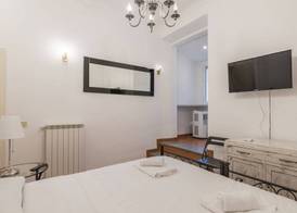JOIVY Trevi Fountain's relais 5