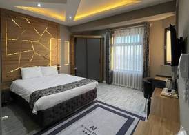 Newton Otel 2