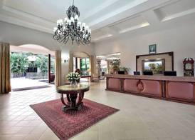Protea Hotel by Marriott Livingstone 2