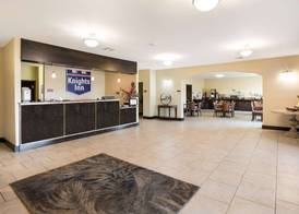 Knights Inn Bunkie 2