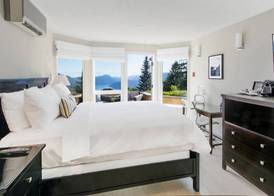 Villa Eyrie Resort 4