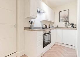 Stylish Studio in Heart of Tunbridge Wells 3