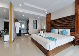 Dusit Buncha Koh Tao by Riya Group 5