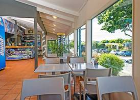 Taupo Debretts Spa Resort 5