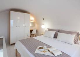 White Orchid Suites 3