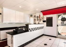 Travelodge by Wyndham Santa Teresa 2