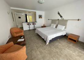 Bella Breeze Resort 3