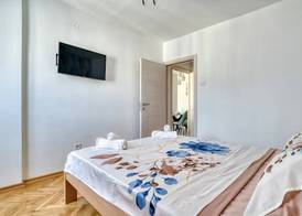 Comfort apartments near the beach 4