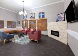 AmericInn by Wyndham Grinnell 4
