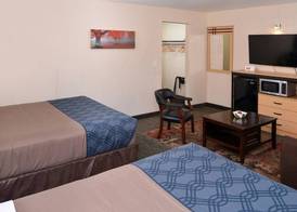 Econo Lodge Rochester I-90 & I-390 3