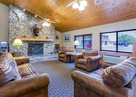 AmericInn by Wyndham Medora 4