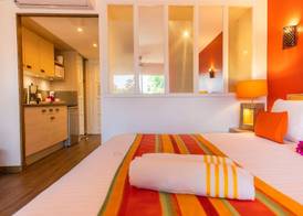 Palm Court Residence at Orient Bay -4 Stars 4