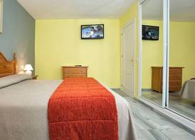 LUXURY 2-bed apartment with big terrace in aparthotel with outdoor pools in CALAHONDA 5