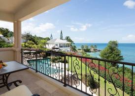 The Cove Suites at Blue Waters Resort and Spa 3