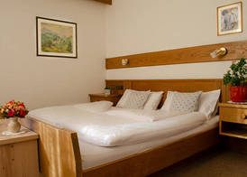Hotel Fines 4