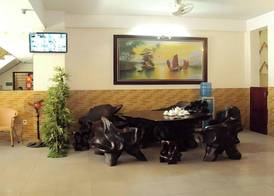 Hung Anh Hotel 5