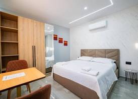 Day LUX Premium Apartments 4