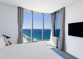 Meriton Suites Surfers Paradise 4