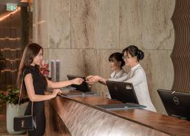 Awaken Da Nang Hotel 3