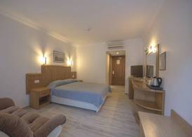 Belcehan Hotel 4