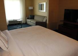 Fairfield Inn & Suites by Marriott Bowling Green 4