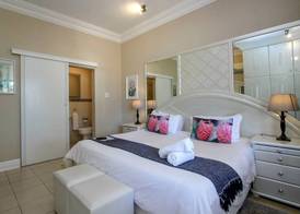 The Sandringham Bed & Breakfast and Self-Catering 4