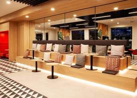 ibis Hotel Berlin Airport 5