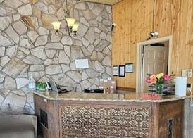 Shelton Inn 2