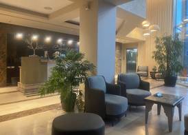 Queen's Hotel - Zebra Centre 5