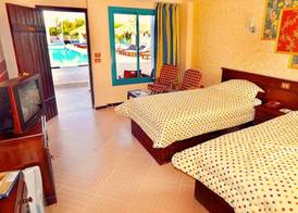 Ocean Club Hotel 4