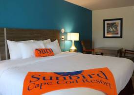 Sunbird Cape Cod Resort 5