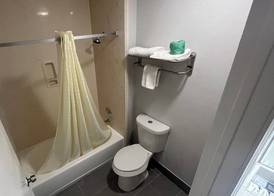 Atria Inn & Suites 3