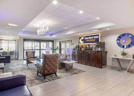 Comfort Inn Orange I-10 3