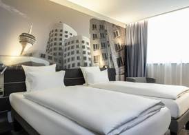Novotel Duesseldorf Airport 3