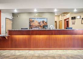 Elevation Inn & Suites, Trademark Collection by Wyndham 2