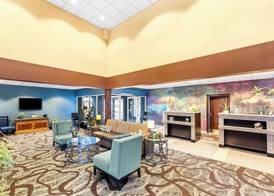 Best Western Holiday Manor 2