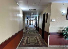 Red Lion Inn & Suites IAH Airport East 2