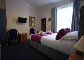 Berry Hotel 3