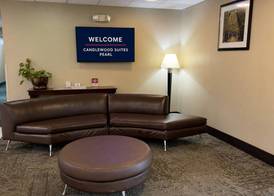 Candlewood Suites PEARL by IHG 5
