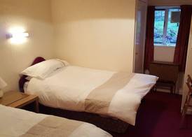 Sakura Edinburgh Guest House 4