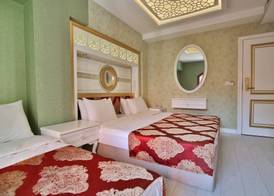 Hotel Queens Land 5