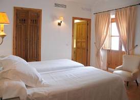 Hotel Puerta de la Luna 5