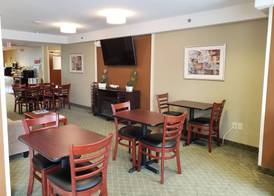 Microtel Inn & Suites by Wyndham Dover New Hampshire 5