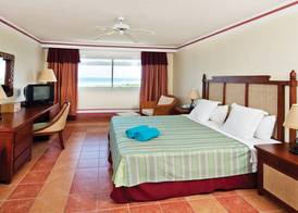 Memories Paraiso Beach Resort 4