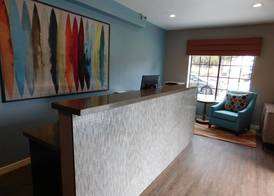 Wave Street Inn 4