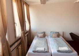 Veni Apartments 5
